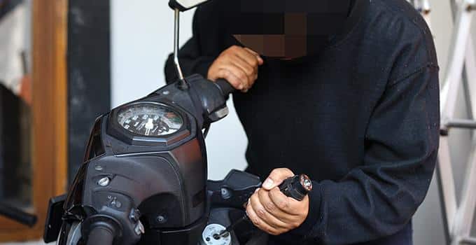 Samsun’da Motosiklet Hırsızları Tutuklandı !